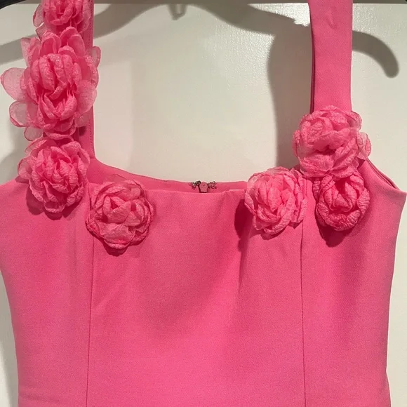 Elliatt Trompe Dress in Pink - Picture 4 of 7